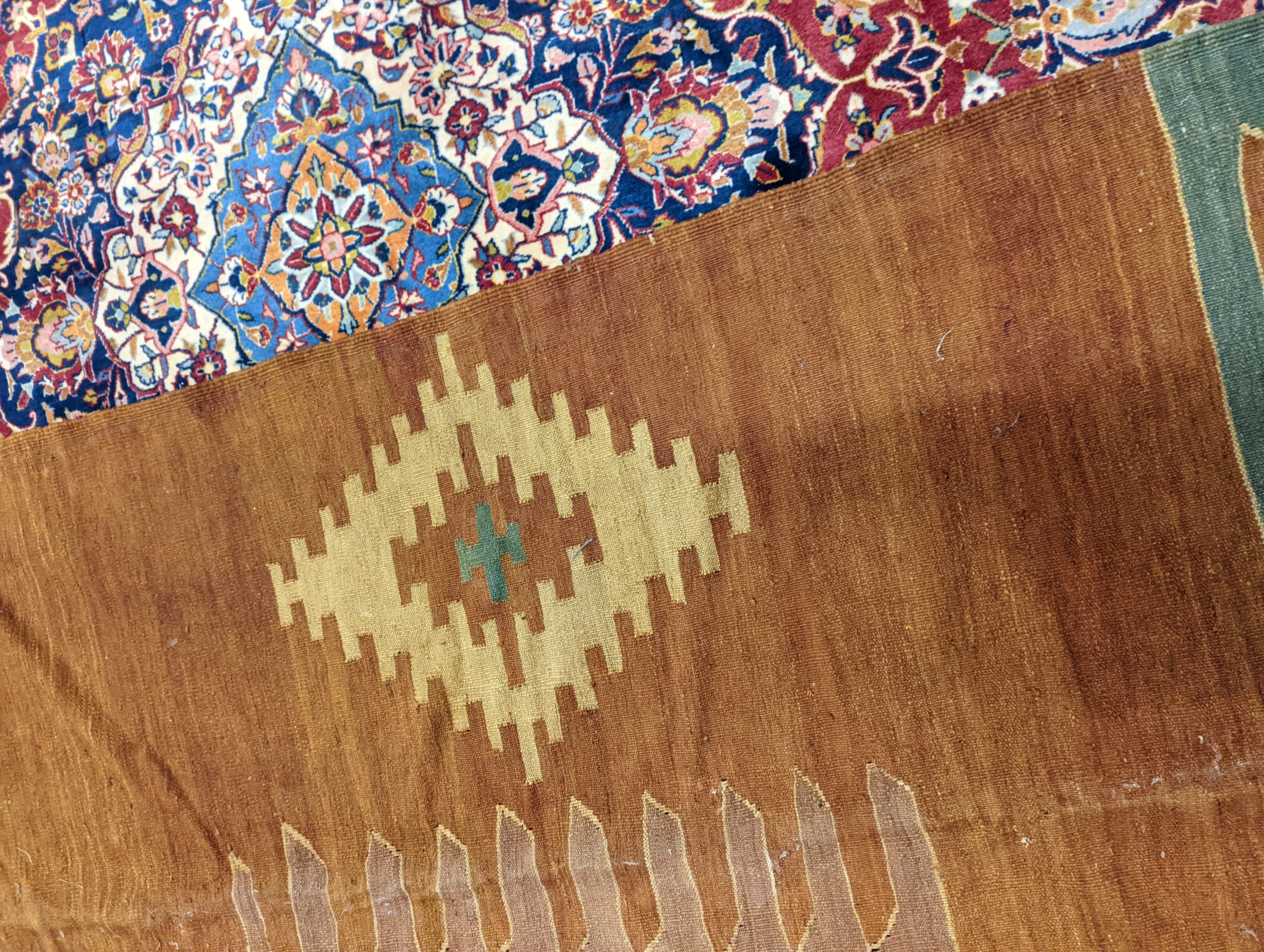 A Kelim carpet 308 x 213cm